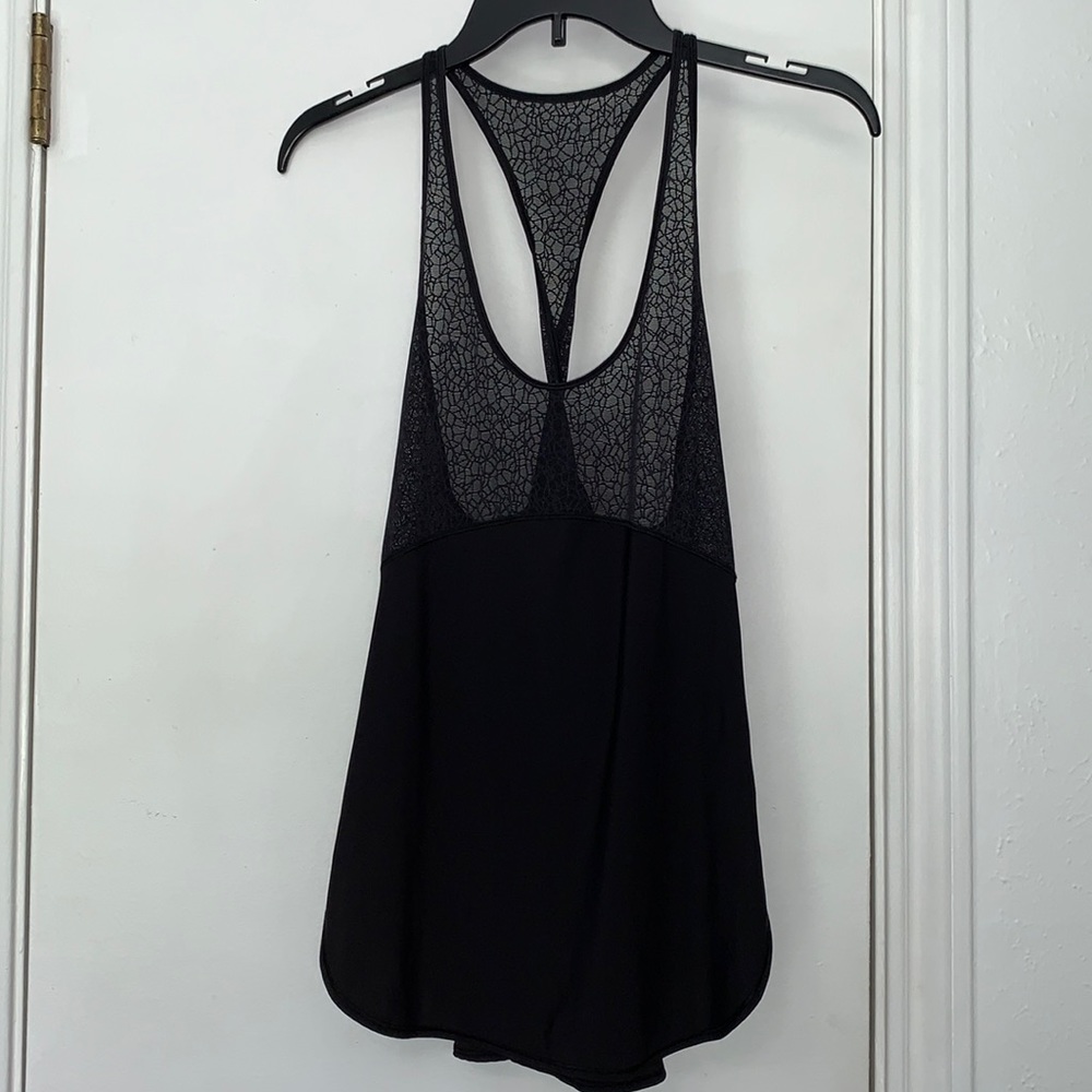 Lululemon light weight tank